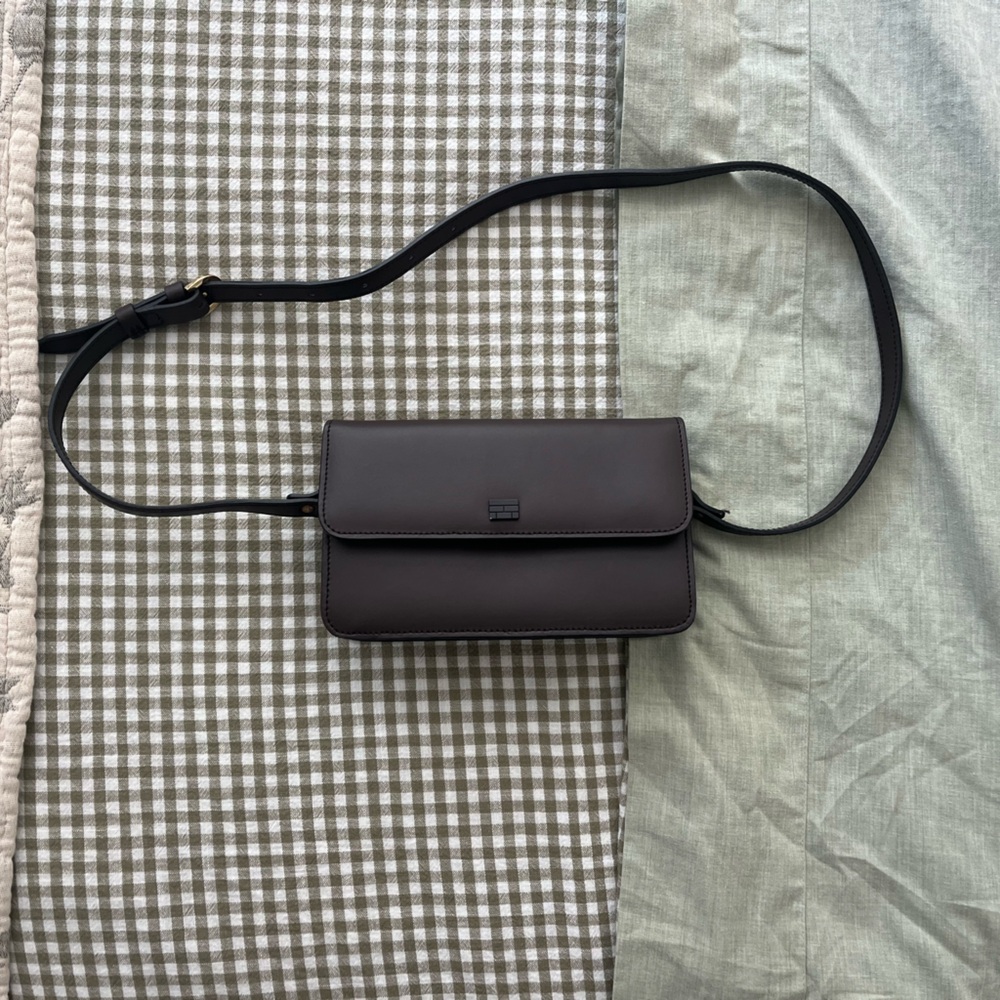 FRAME Crossbody Bag